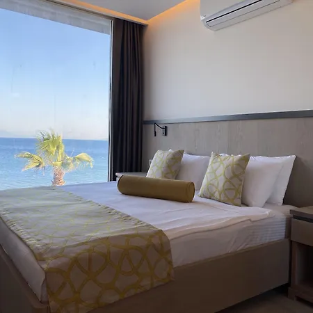 Zest Exclusive & Hotel 3*