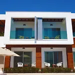 Zest Exclusive & Hotel 3*