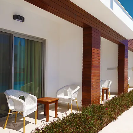 Zest Exclusive Hotel&spa 3*