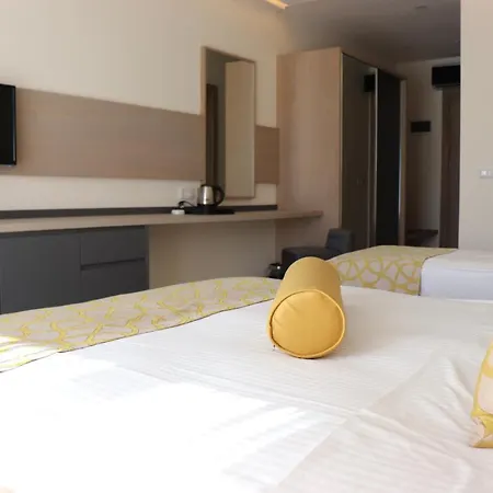 Hotel Zest Exclusive &
